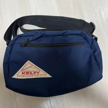 KELTY 네이비 숄더백