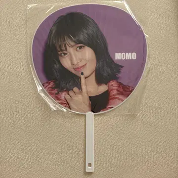 TWICE MOMO 부채 One More Time