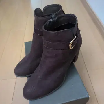 다크 브라운 스웨이드 부티