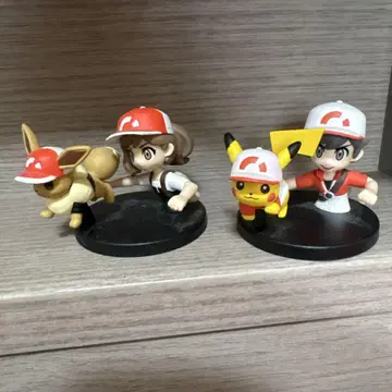 포켓몬 이브이와 피카츄 예약 한정 피규어 세트