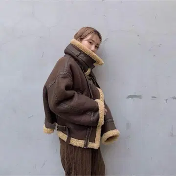 페이크 무스탕 자켓