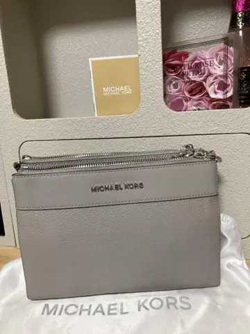 새상품 MICHAEL KORS 그레이 숄더백 지갑 백
