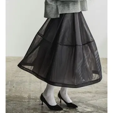 Lig. 리그 도트 sheer volume skirt 블랙