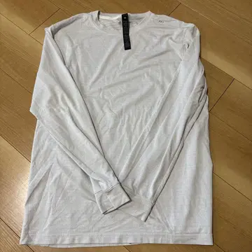룰루레몬 스트라이프 긴팔 티셔츠 L