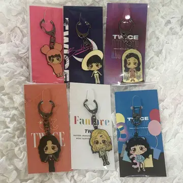 TWICE 모모 키링 묶음 판매