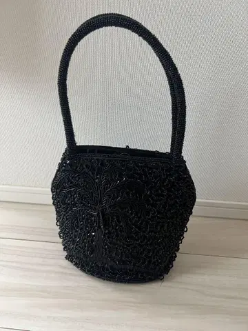 비즈 장식 블랙 파티 백