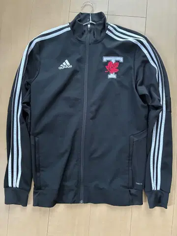 adidas Climalite 블랙 저지 메이플 리프 자수
