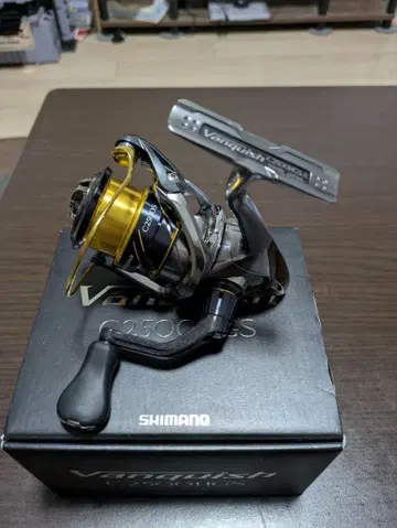 SHIMANO 16 뱅퀴시 C2500HGS