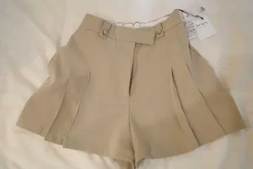 herlipto Front Tuck Twill Shorts
