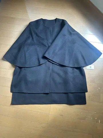 르필 케이프 코트