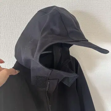 Nom de Guerre 블랙 마운틴 후드티