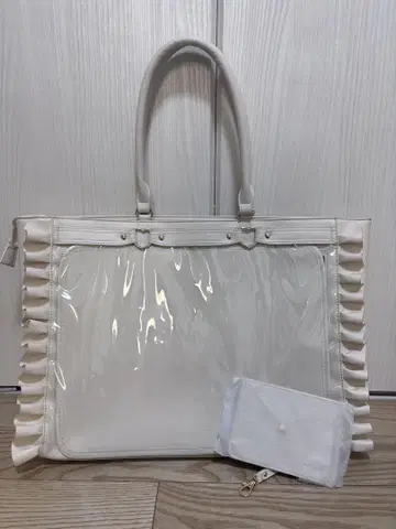 자카마트 하트 버클 인조 가죽 프릴 토트백 A3 아이보리 이타백