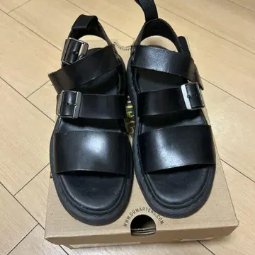 Dr. Martens Gryphon 샌들 블랙 UK 7