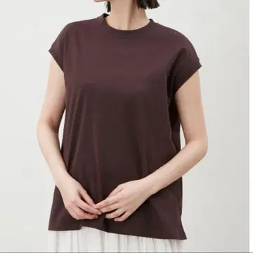 미라 오웬 하이 라인 프렌치 슬리브 컷 상의