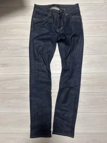 Neuw Denim 다크 블루 슬림핏 데님