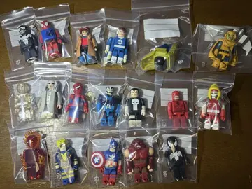 마블 큐브릭 18개 개봉품