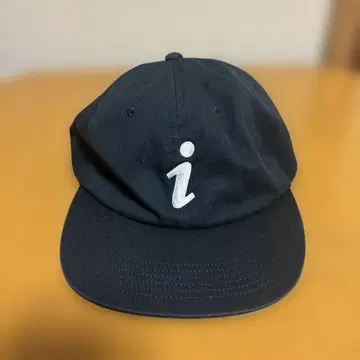 캡 모자 CUP&CONE 블랙 컬러 프리 사이즈 1개 'i' 자수