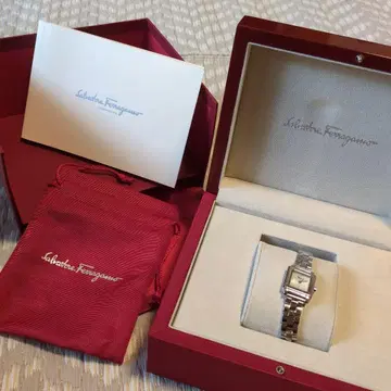 Salvatore Ferragamo 시계 레드 박스 포함