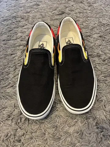 VANS 슬립온 파이어 패턴 프레임