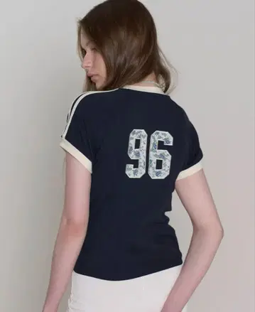 ROCKCAKE 네이비 T셔츠 96
