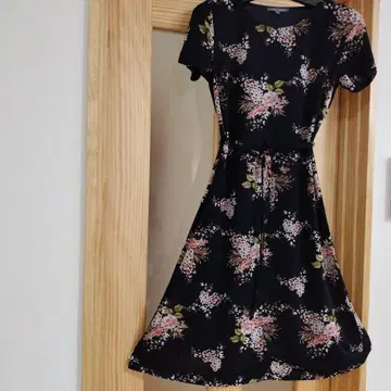 LAURA ASHLEY 꽃무늬 원피스 사이즈 11