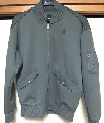 새상품급 adidas 다크 그린 집업 자켓 JM 사이즈