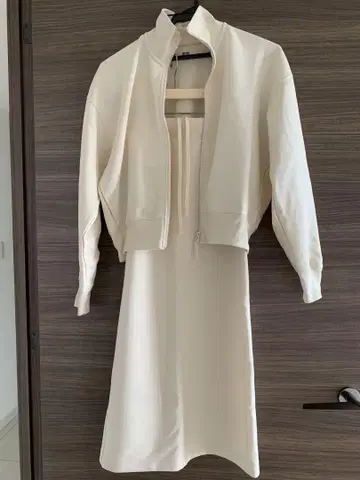 UNIQLO 셋업 S 사이즈 크림