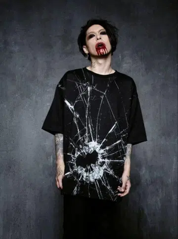 U.R.G.E Big T GROTESQUE