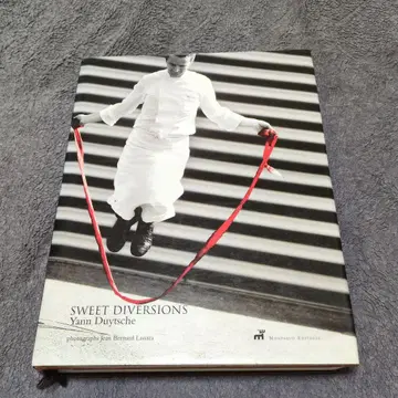 SWEET DIVERSIONS : Yann Duytsche
