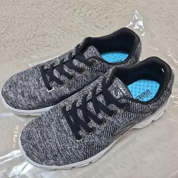 Skechers GOwalk Plus 그레이/블랙 스니커즈