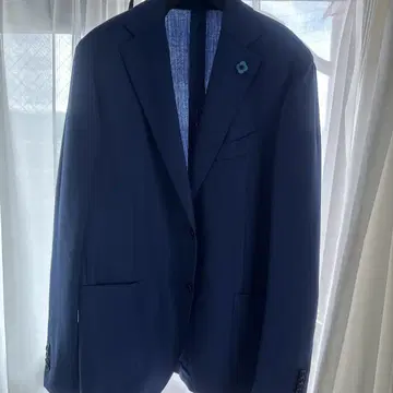 LARDINI 네이비 테일러드 자켓