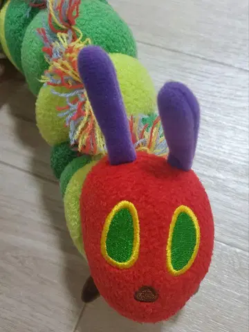 배고픈 애벌레 봉제 인형 28cm