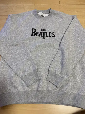 THE BEATLES 로고 맨투맨