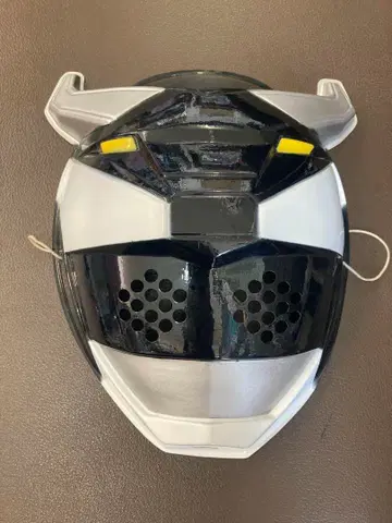 초수전대 라이브맨 그린사이 블랙바이슨 가면 레트로