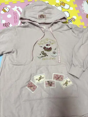 핑크하우스 파라 자수 후디