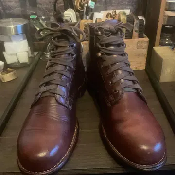 울버린 1000마일 브라운 가죽 하이컷 워크 부츠