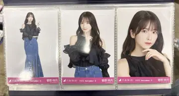 노기자카46 스가와라 사츠키 어깨 트임 상의 컴프 브로마이드