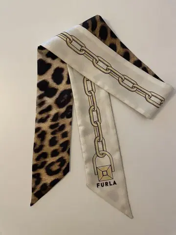 FURLA 레오파드 무늬 핸들 스카프