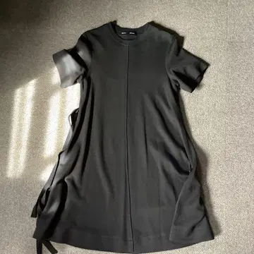 Proenza Schouler 블랙 반팔 원피스