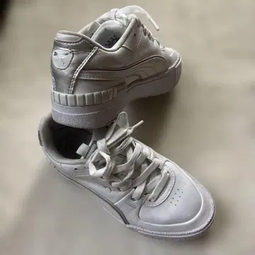 413. PUMA 화이트 통굽 레이스업 스니커즈 22.5