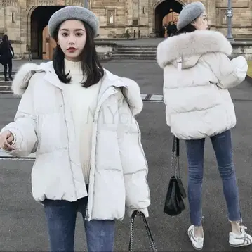 화이트 다운 자켓 퍼 후드