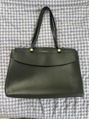 FURLA 블랙 가죽 토트백