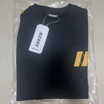 NERDY 널디 맨투맨