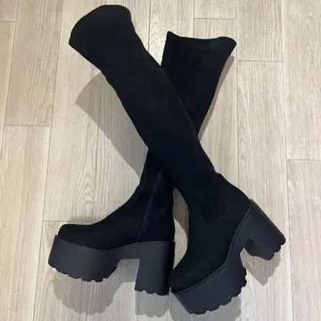 니하이 부츠 블랙 L 통굽 부츠