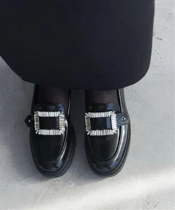 LE TALON 비쥬 버클 로퍼 23cm