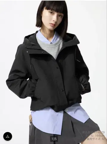 코튼 블렌드 숏 후드티 블랙