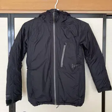 ak GORE-TEX 블랙 다운 자켓 M