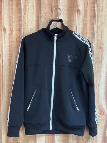 CAPTAINS HELM 트랙 자켓 블랙 M 사이즈
