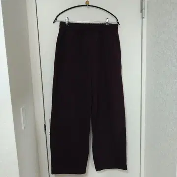대유행 UNIQLO C 맨투맨 와이드 팬츠 와인 지유