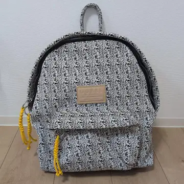 GUESS 백팩 백팩 화이트 블랙